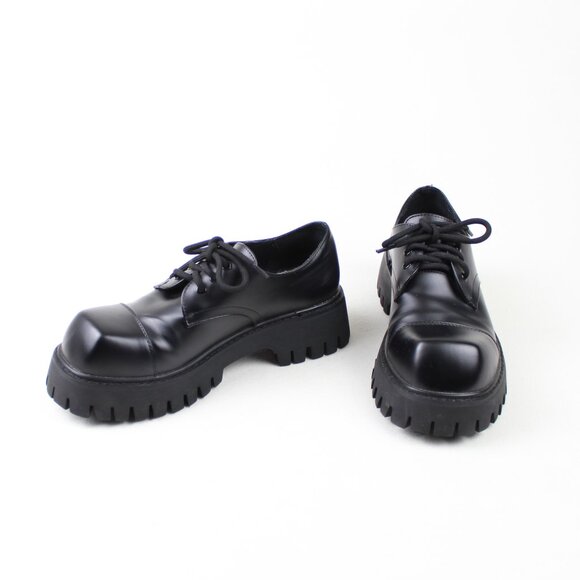 KOI Corrupter Oxford Square Toe Shoe - Picture 3 of 16